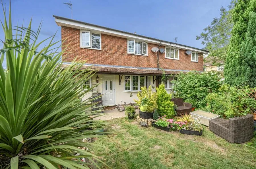 Longbrooke, Houghton Regis, LU5, photo 17