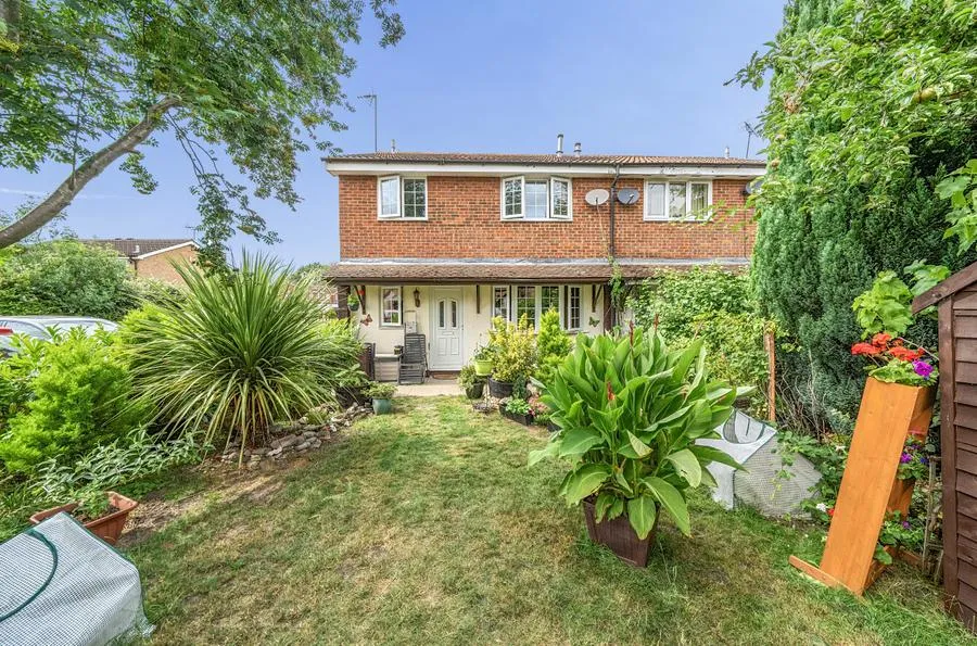 Longbrooke, Houghton Regis, LU5, photo 16