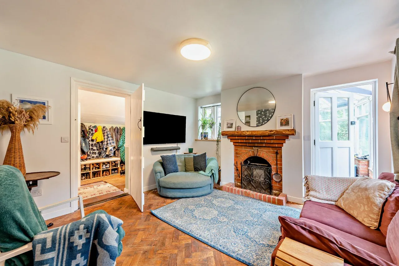 Goose Rye Road, Worplesdon, Guildford, GU3 3RQ, photo 5