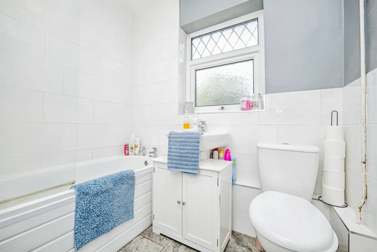 Jenner Road, Barry, CF62, photo 12