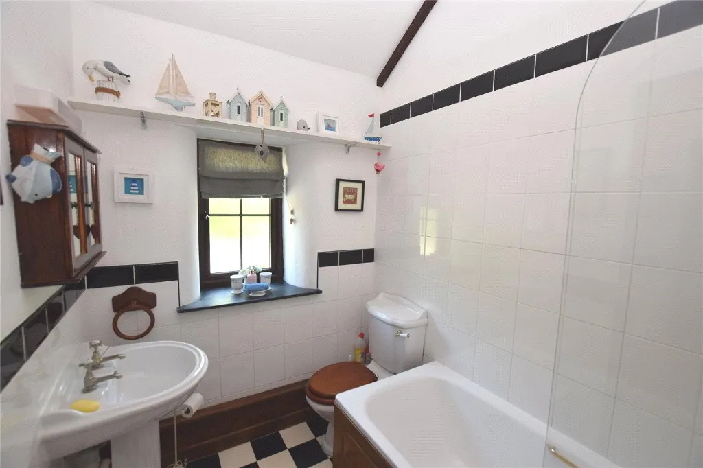 Roundhayes Farm, Crackington Haven, EX23, photo 9