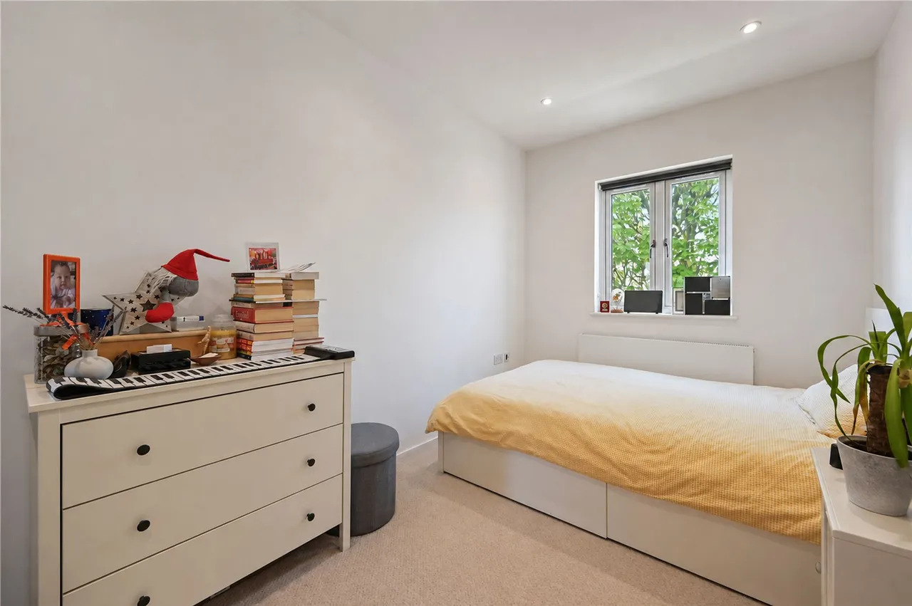 The Elms Nicoll Road, London, NW10, photo 4