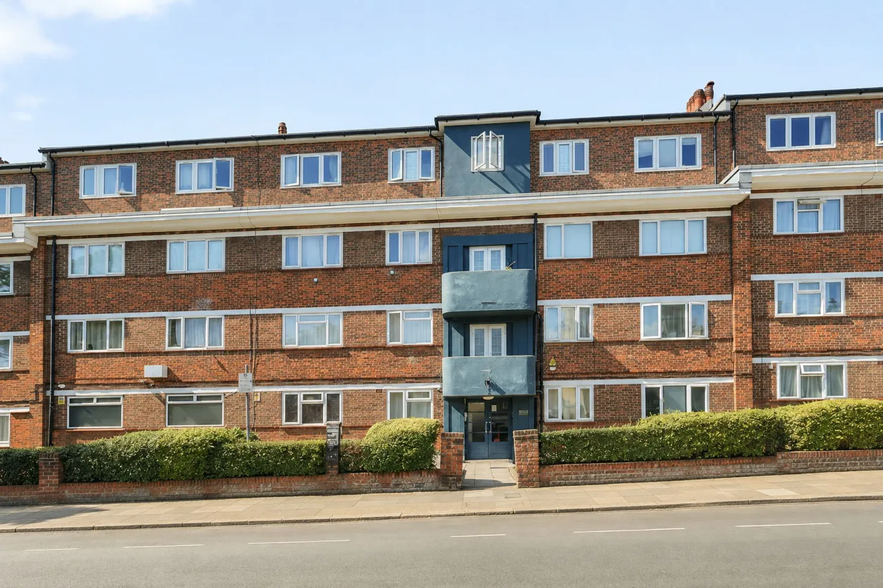 The Elms Nicoll Road, London, NW10, photo 7
