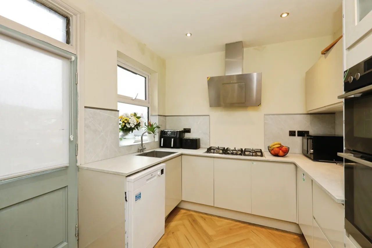 Dovedale Road, Sheffield, S7, photo 10