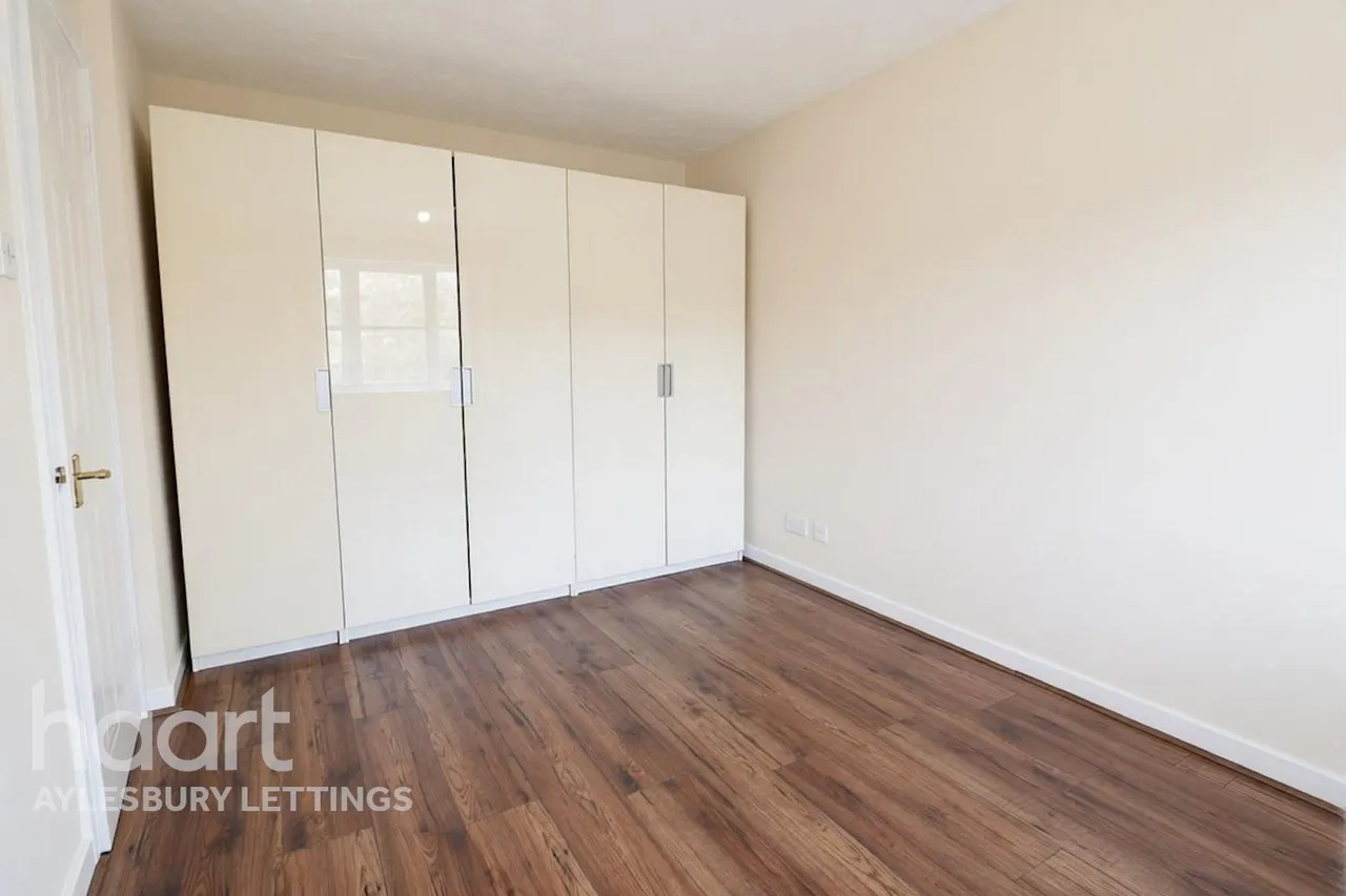 Friarscroft Way, HP20, photo 7