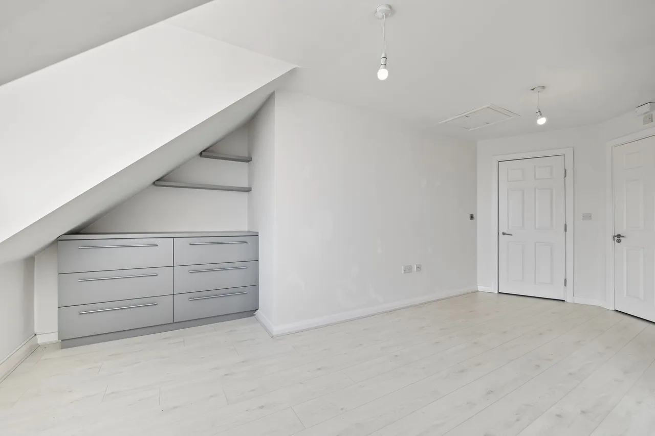 Bellamy Close, Coventry, CV2, photo 10