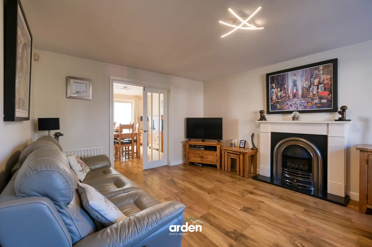 Mount Vernon Drive, Bromsgrove, B61, photo 5