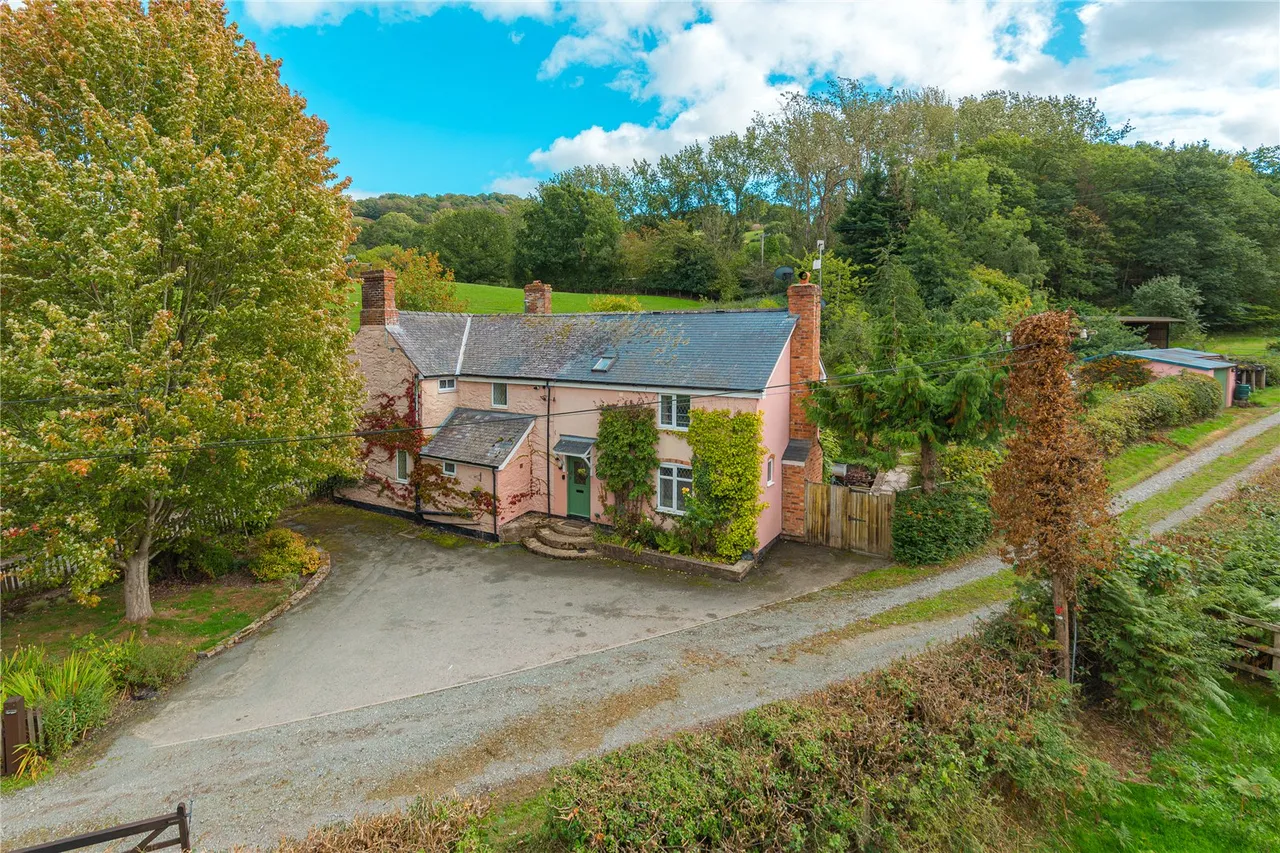 4 bed house for sale, Moelygarth, Welshpool, SY21