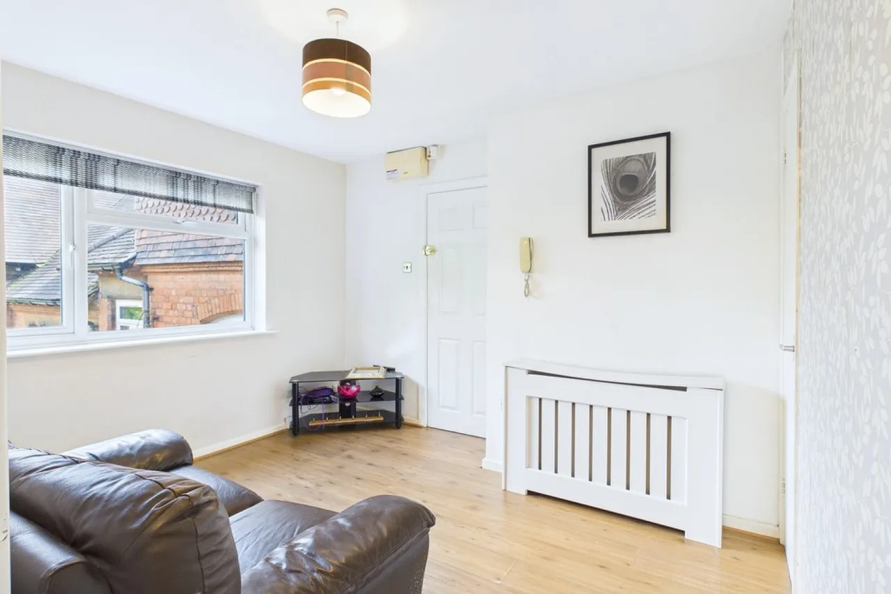Hitchman Court, CV31, photo 3