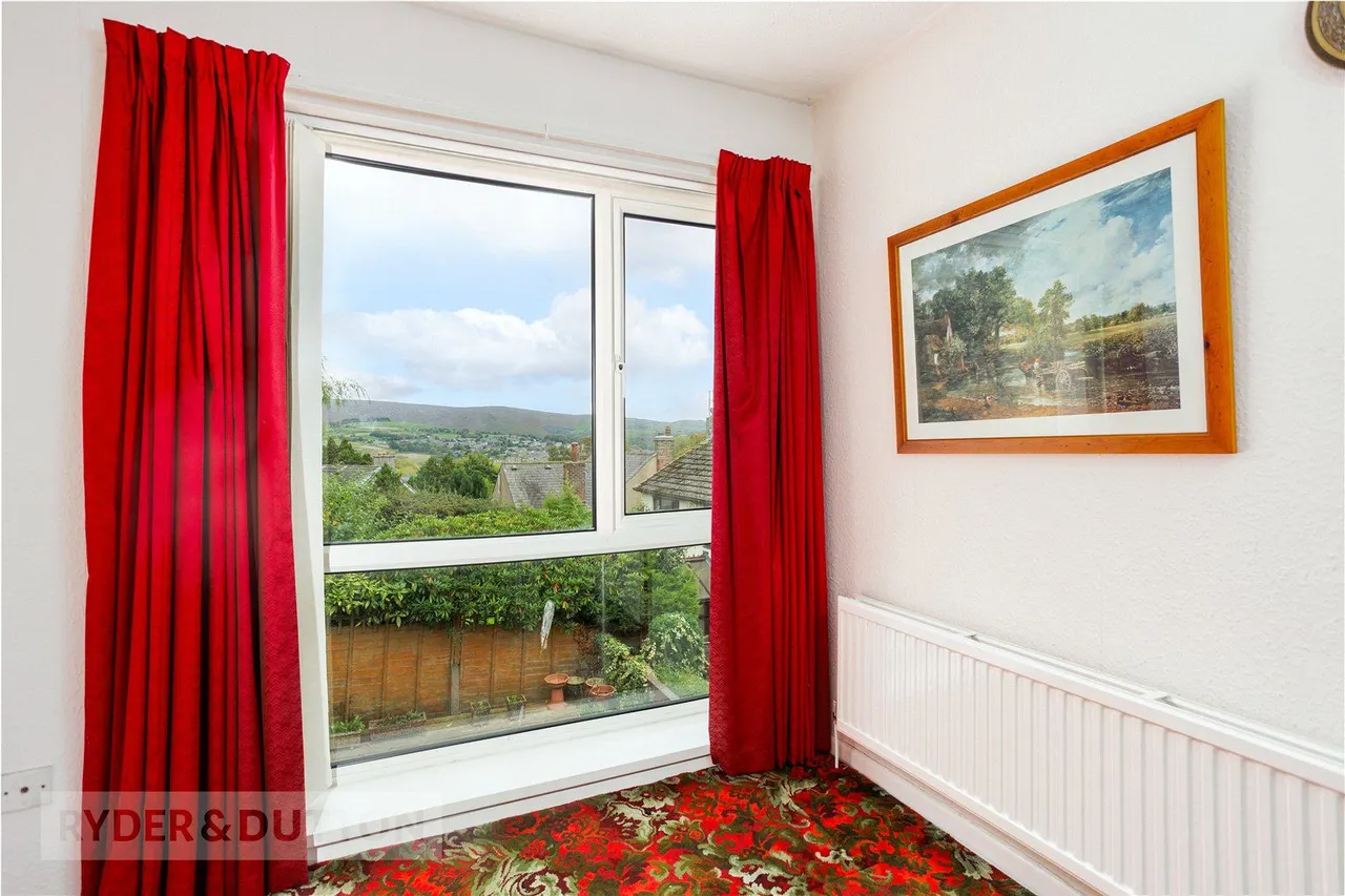 Heath Road, Glossop, SK13, photo 18