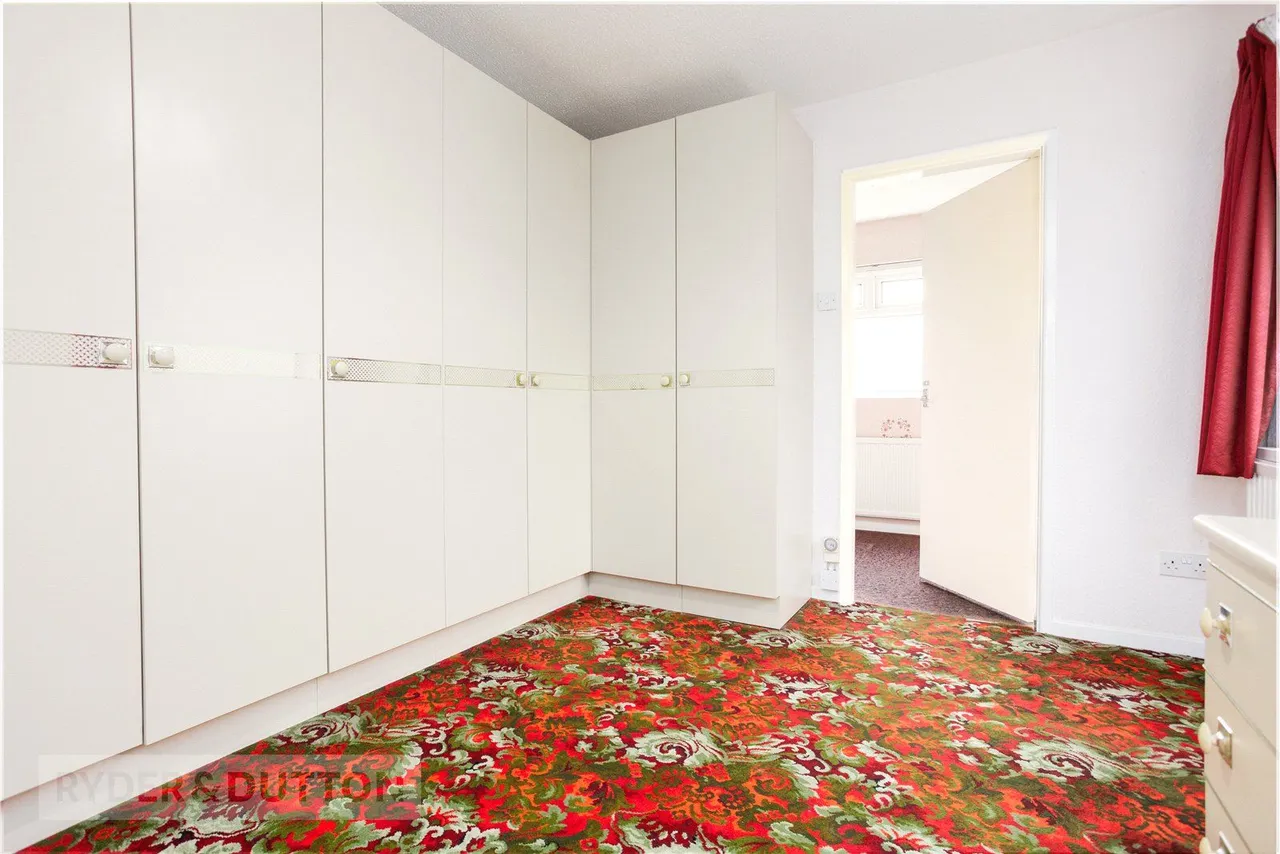 Heath Road, Glossop, SK13, photo 16