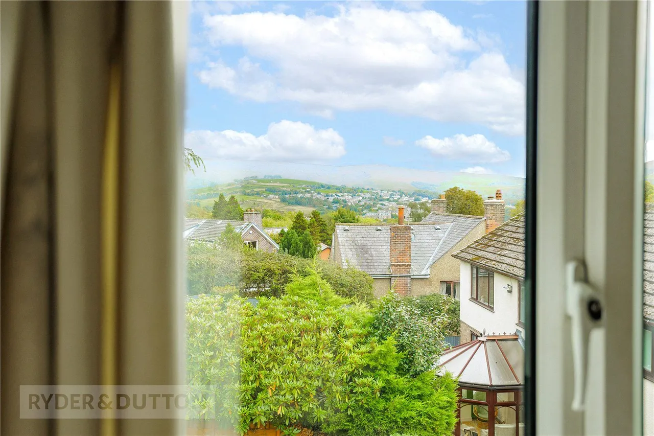 Heath Road, Glossop, SK13, photo 29