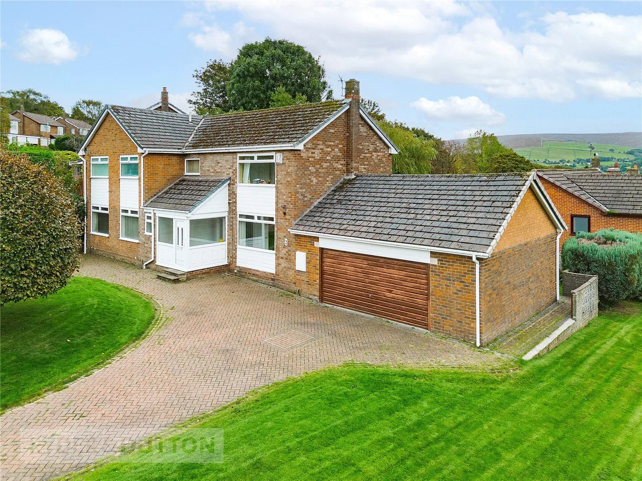 4 bed house for sale, Heath Road, Glossop, SK13
