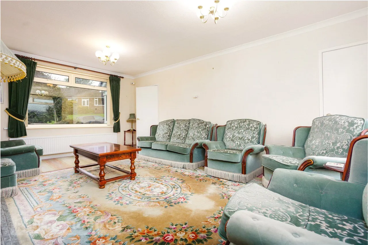 Heath Road, Glossop, SK13, photo 5