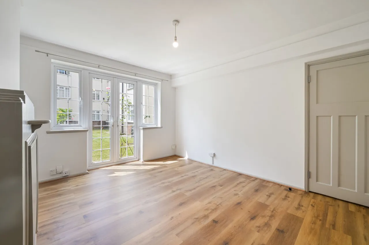 1 bed flat to rent, Spencer Road, London, SW20