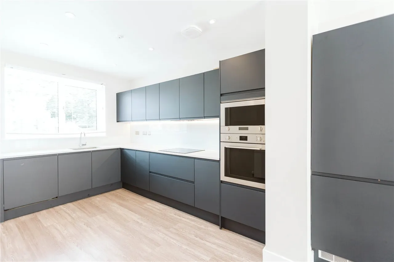 Mina Park Crescent, St Werburgh's, BS2, photo 4