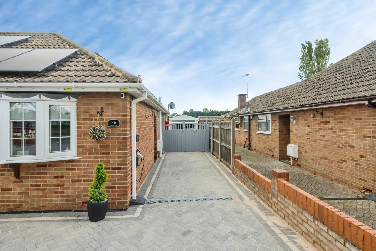 Shenley Road, Bletchley, MK3, photo 2