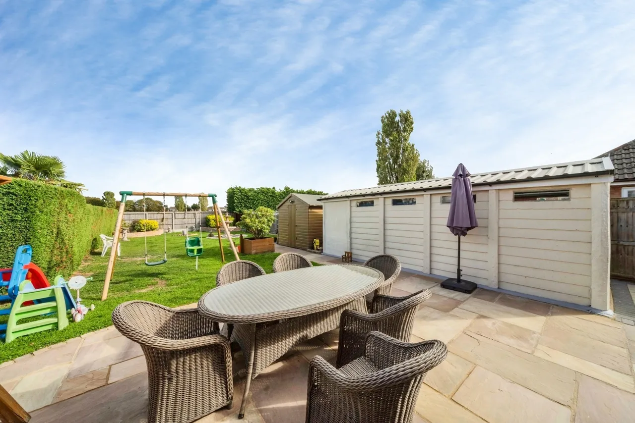Shenley Road, Bletchley, MK3, photo 17
