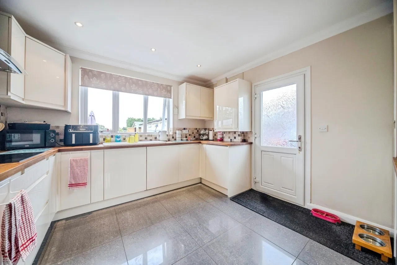 Shenley Road, Bletchley, MK3, photo 12