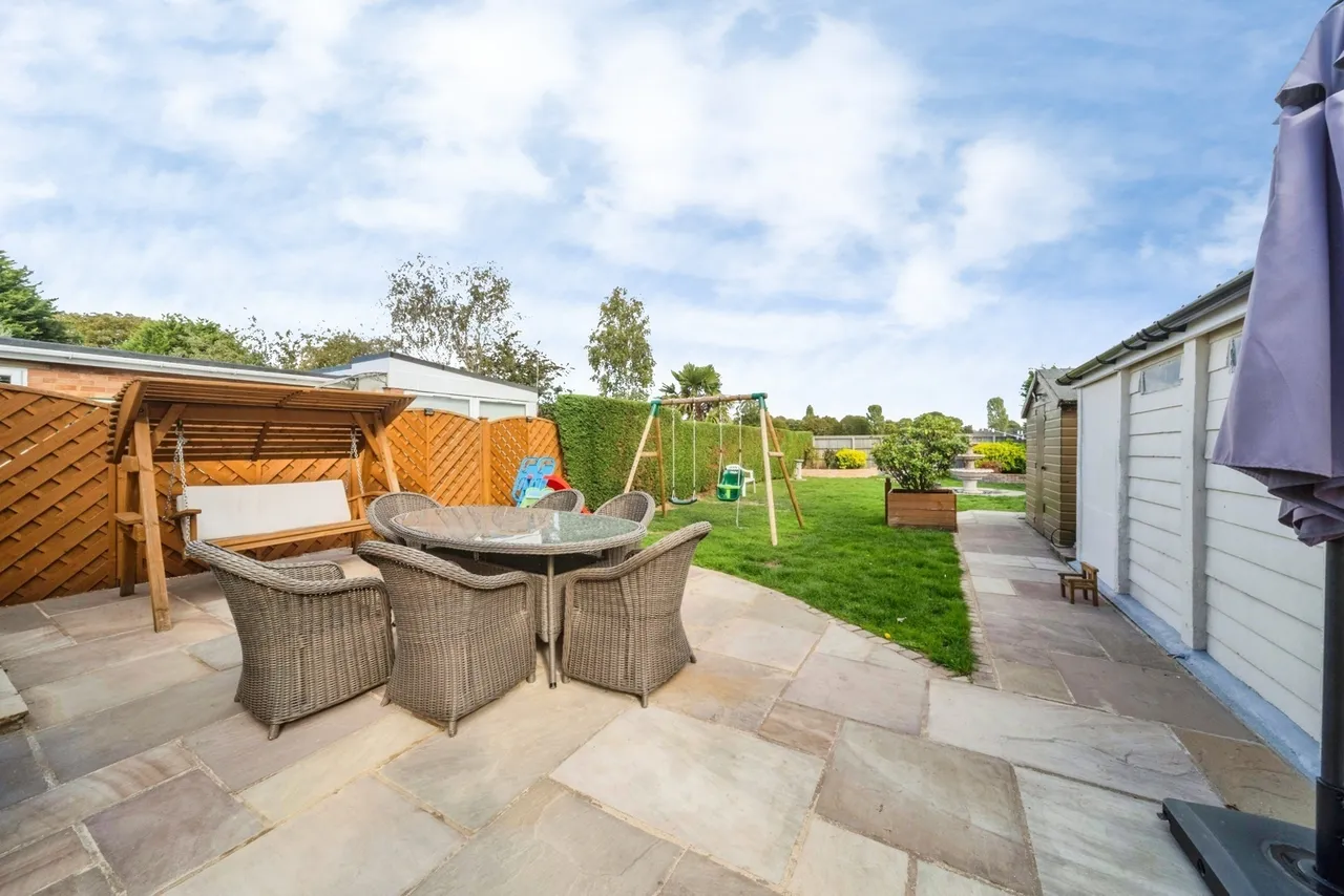 Shenley Road, Bletchley, MK3, photo 15