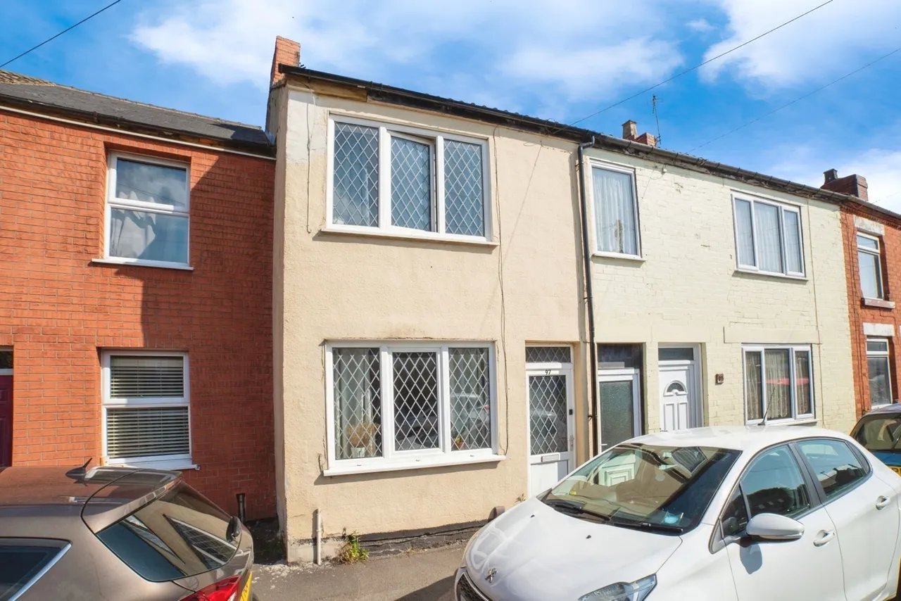 2 bed house for sale, Main Street, Huthwaite, NG17