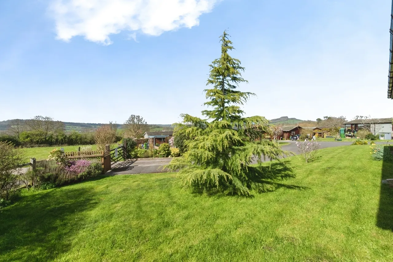 The Cedars, Otter Valley Park, EX14, photo 17