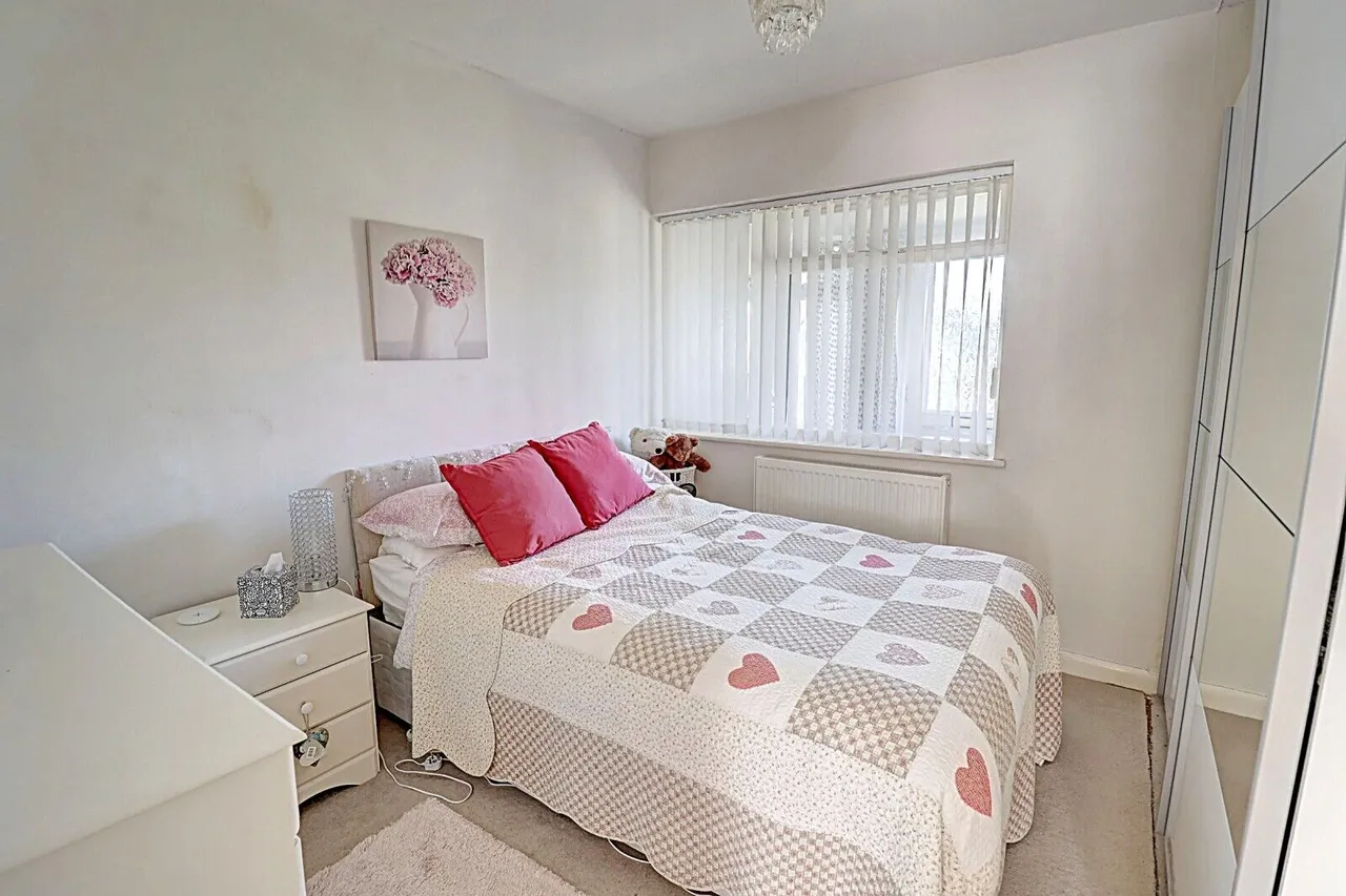 Brackley Road, High Wycombe, HP15, photo 9