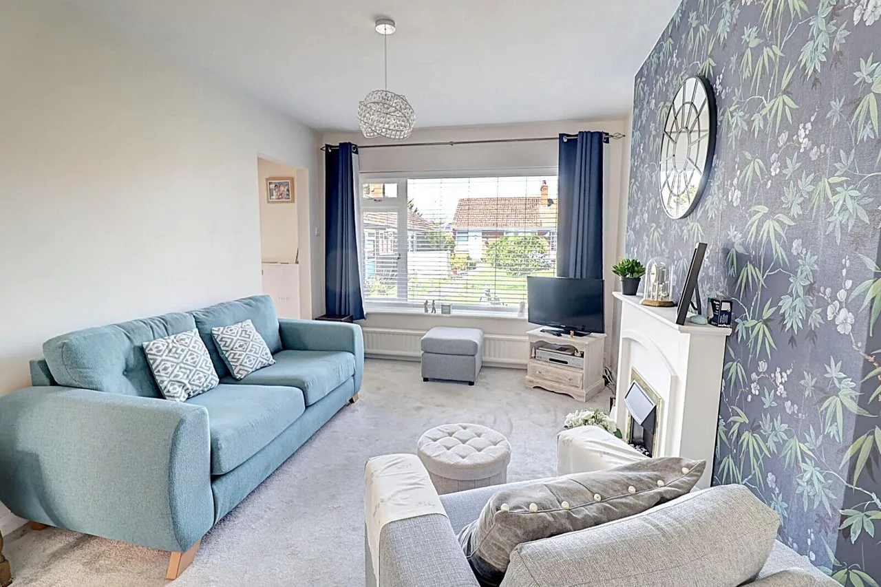 Brackley Road, High Wycombe, HP15, photo 2
