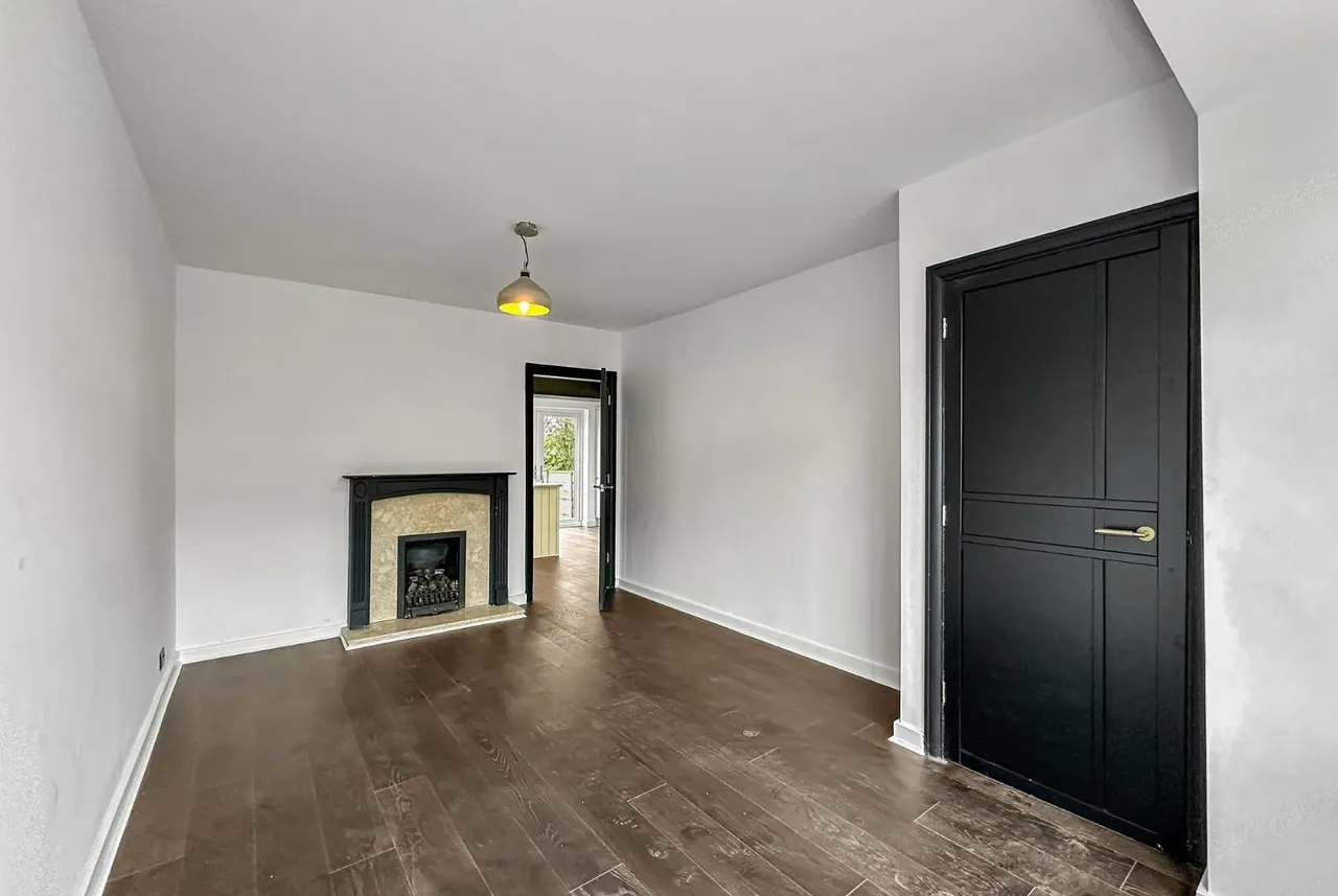Houldsworth Avenue, Timperley, Cheshire WA14 1SS, photo 11