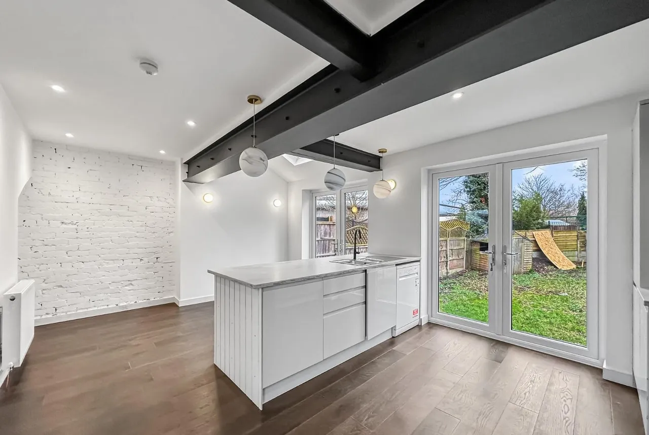Houldsworth Avenue, Timperley, Cheshire WA14 1SS, photo 5