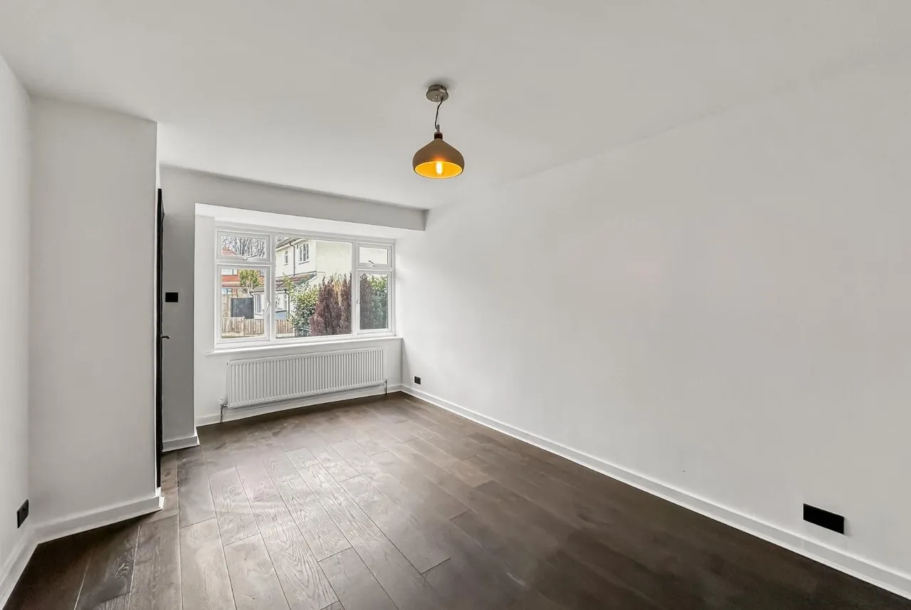 Houldsworth Avenue, Timperley, Cheshire WA14 1SS, photo 10