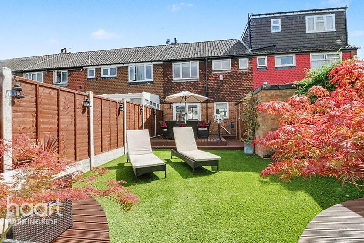Hurstleigh Gardens, Clayhall, IG5, photo 6