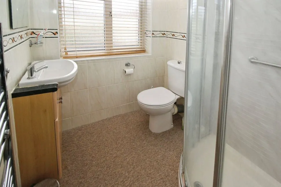 Oldville Avenue, Clevedon, BS21, photo 8
