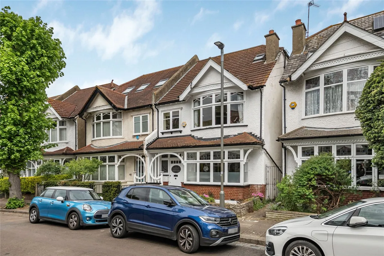 Woodnook Road, Furzedown, photo 4