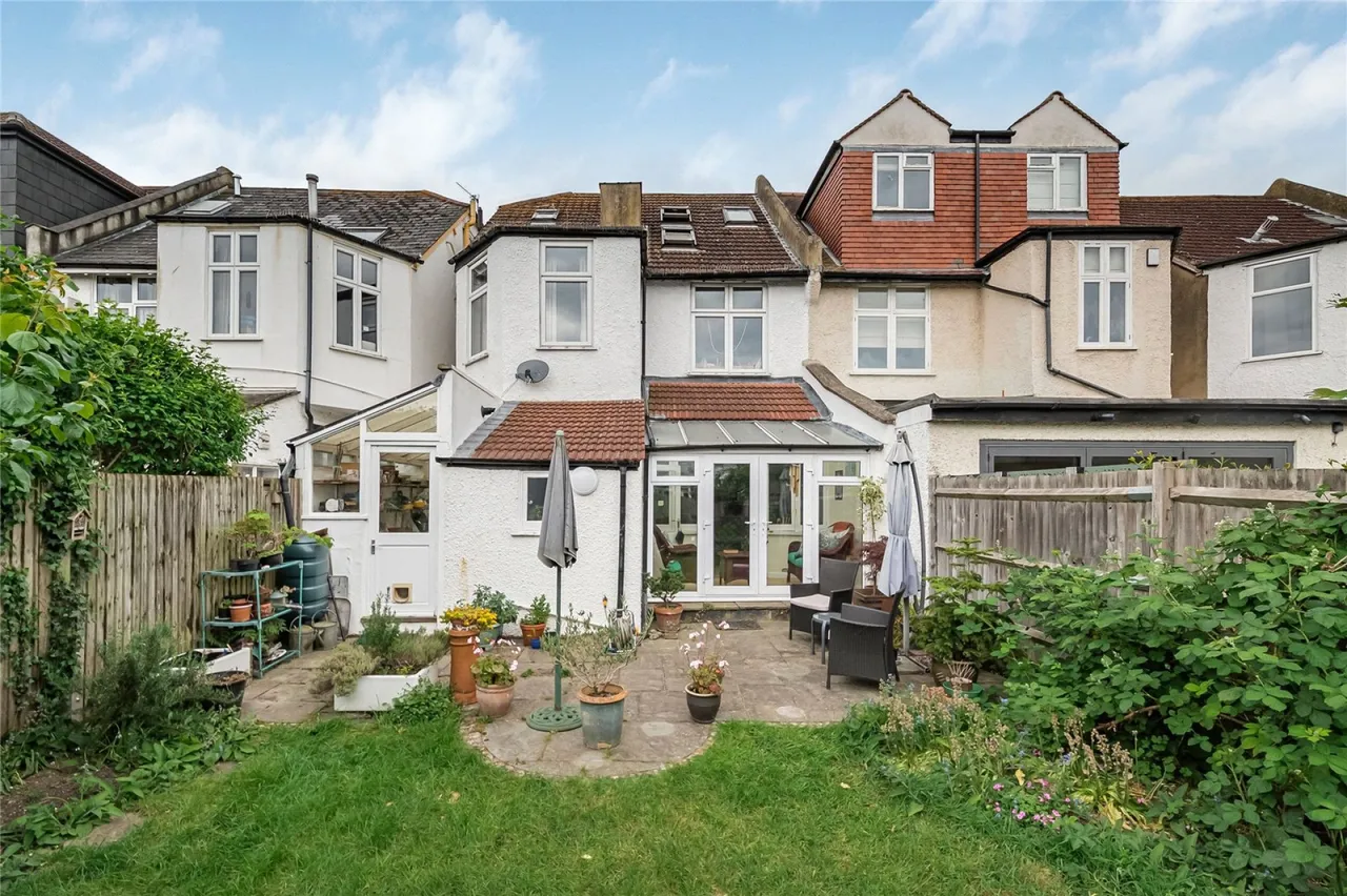Woodnook Road, Furzedown, photo 16