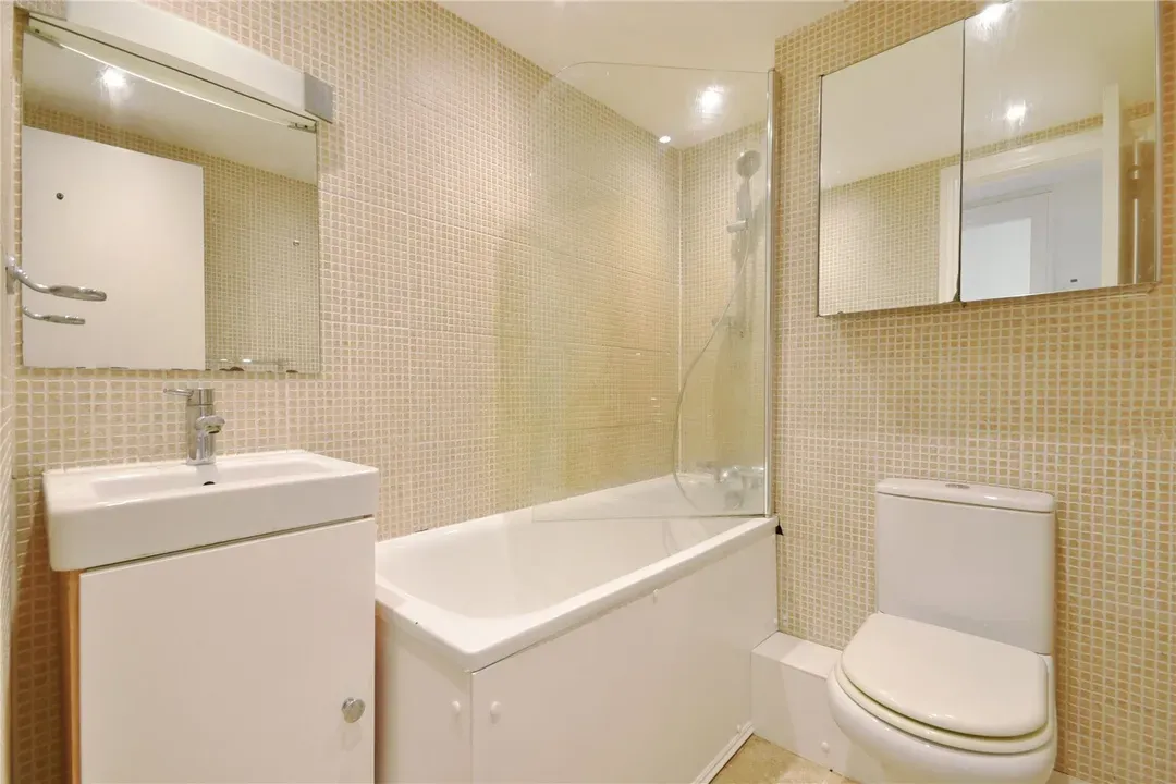 Fitzjohns Avenue, Hampstead, London, NW3, photo 11