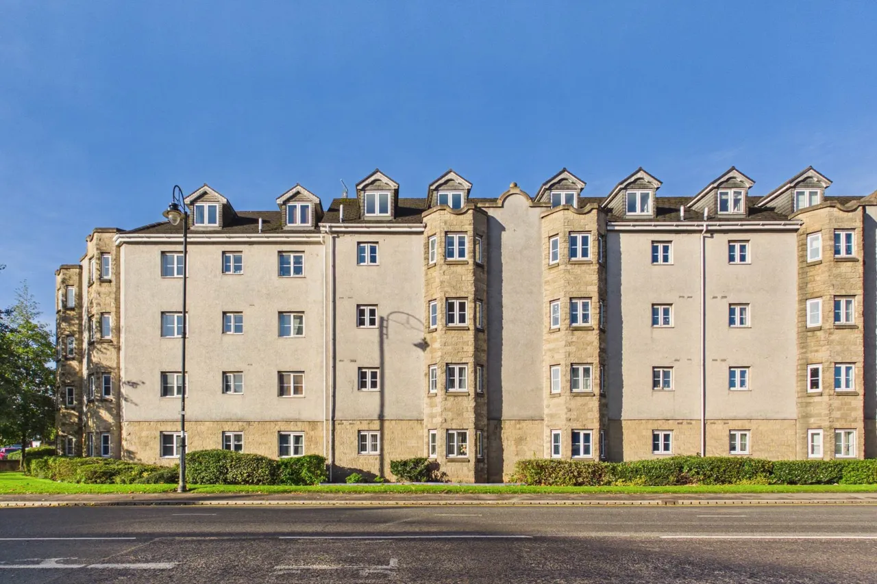 Lloyd Court, Rutherglen, photo 21