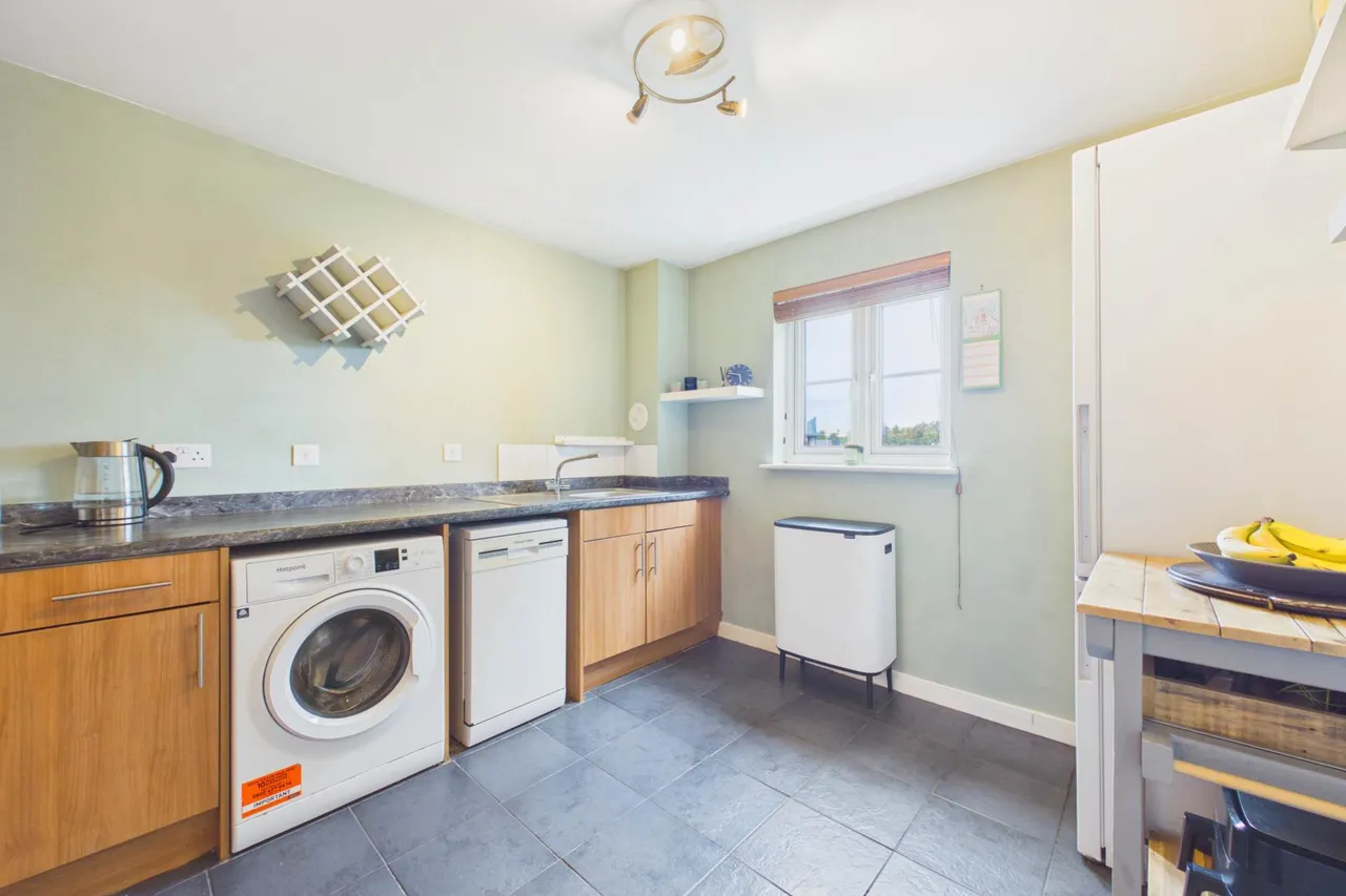 Lloyd Court, Rutherglen, photo 8
