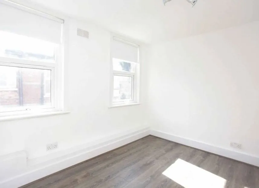Ravenshurst Avenue, Hendon, NW4, photo 5