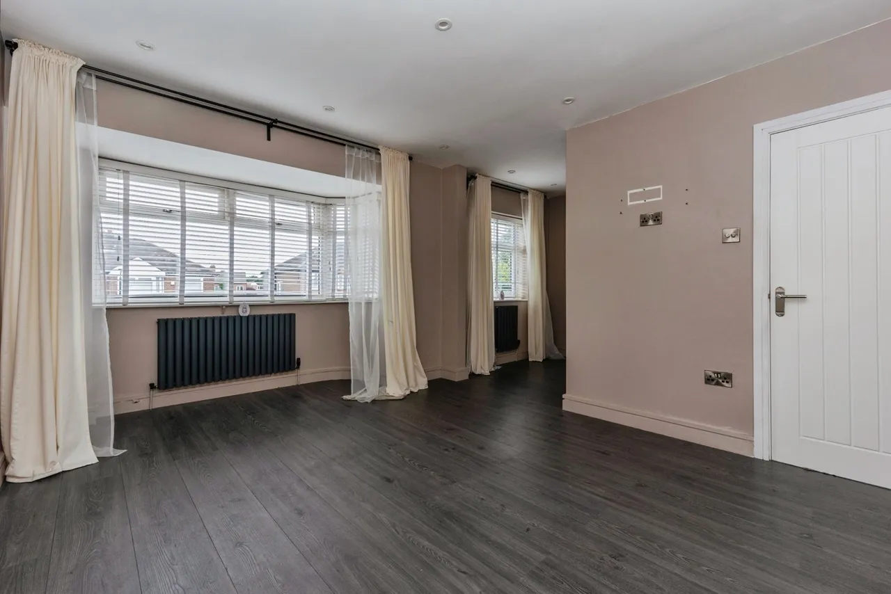 Delamere Avenue, Sale, Greater Manchester, M33, photo 17