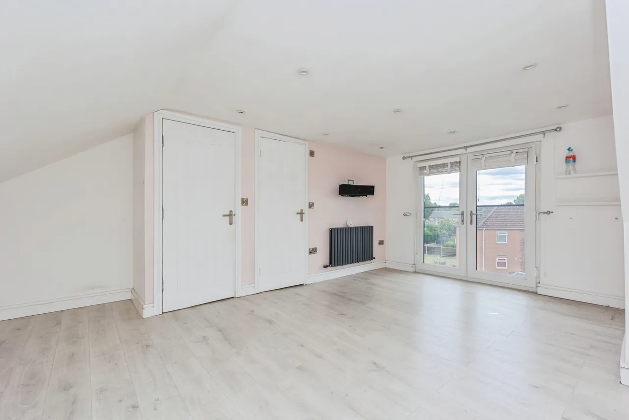 Delamere Avenue, Sale, Greater Manchester, M33, photo 25