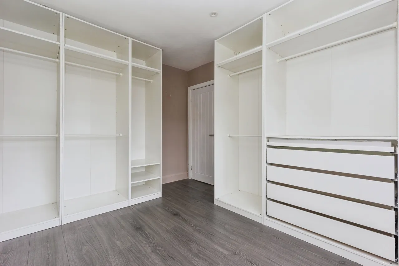 Delamere Avenue, Sale, Greater Manchester, M33, photo 28