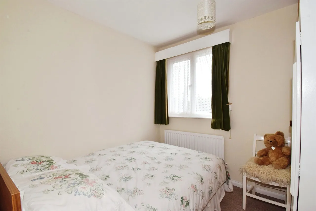 Arreton Close, Leicester, LE2, photo 15
