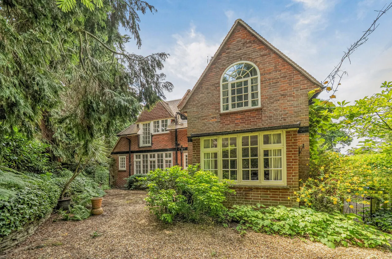 Sandy Lane, Camberley, Surrey, GU15 2AG, photo 16
