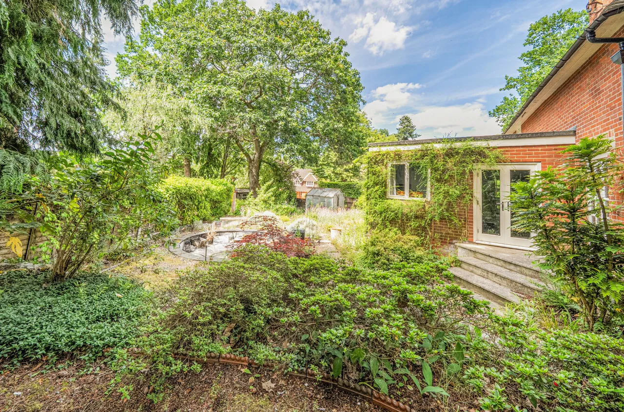 Sandy Lane, Camberley, Surrey, GU15 2AG, photo 14