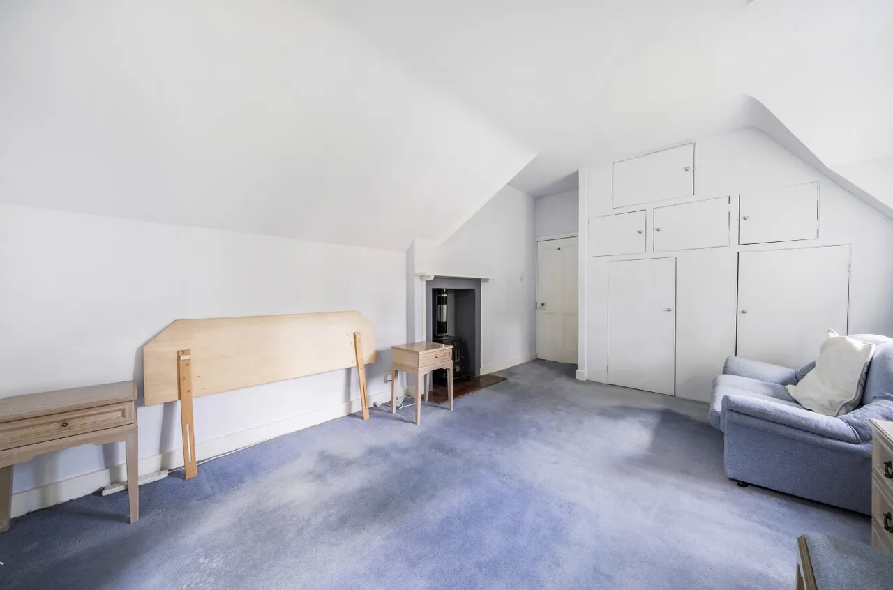 Sandy Lane, Camberley, Surrey, GU15 2AG, photo 11