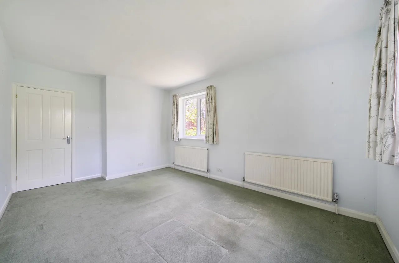 Sandy Lane, Camberley, Surrey, GU15 2AG, photo 8