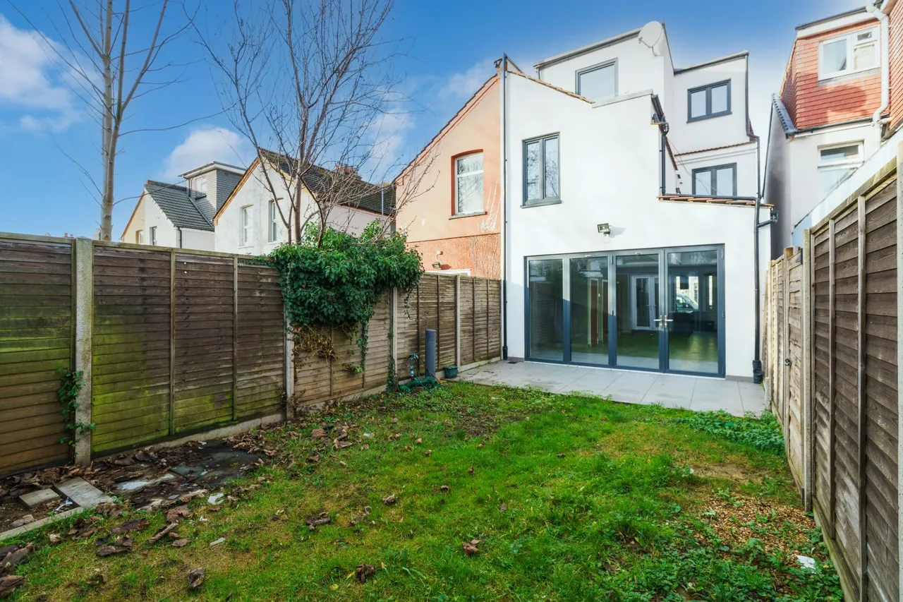 Princess Avenue, Watford, WD18, photo 5