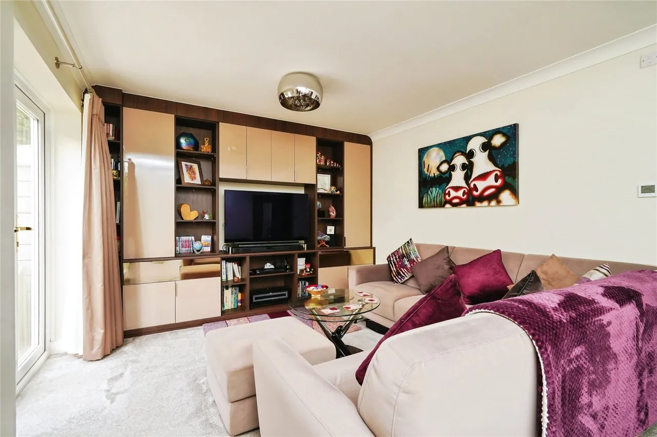 Birch Drive, Bradwell Village, OX18, photo 3