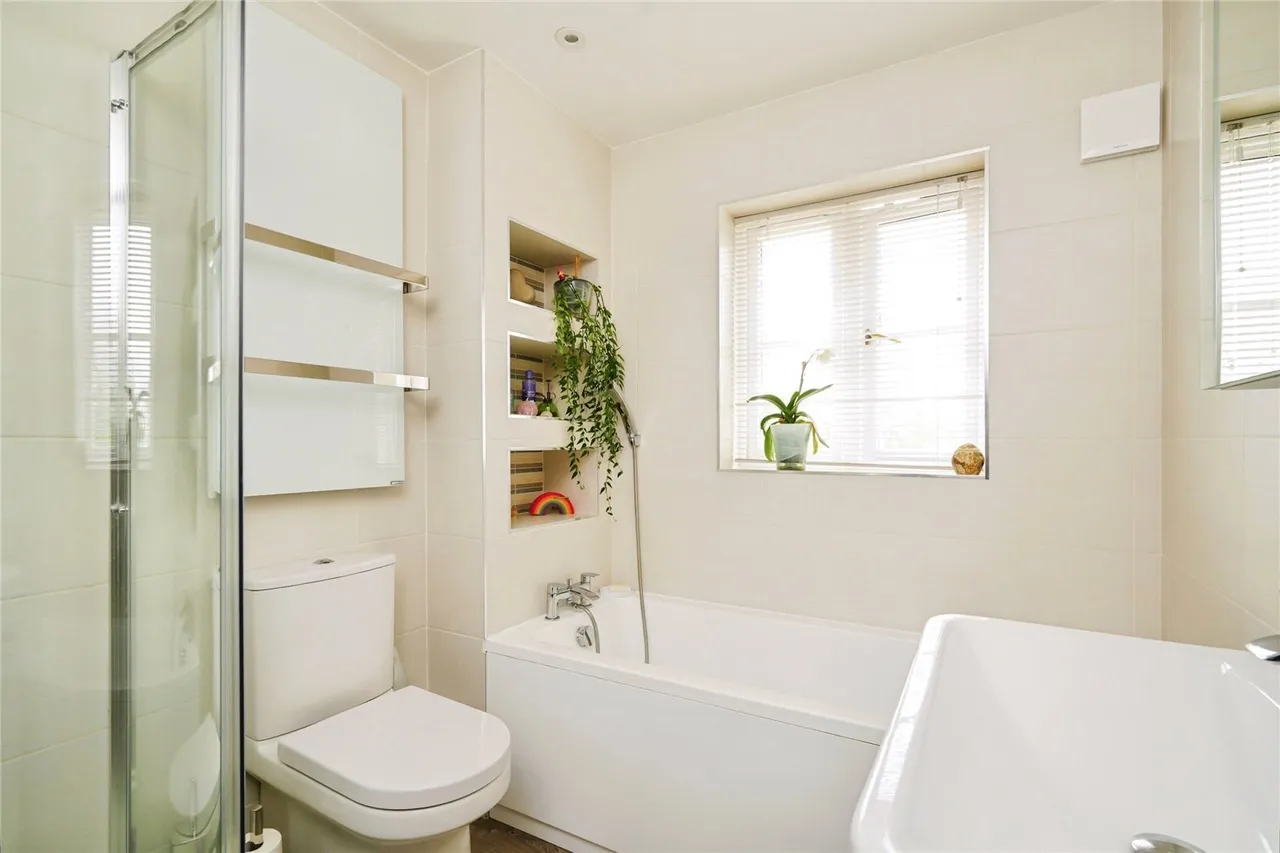 Birch Drive, Bradwell Village, OX18, photo 7